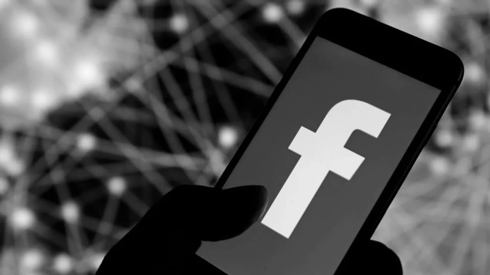 Taguer efficacement dans les commentaires sur Facebook